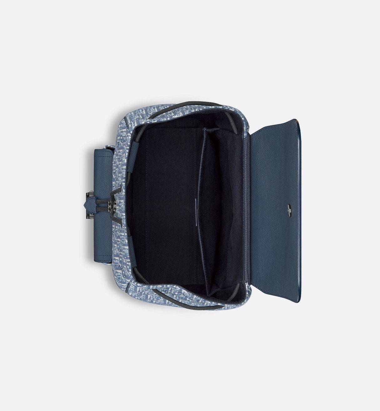 Mochila con solapa tipo sillín