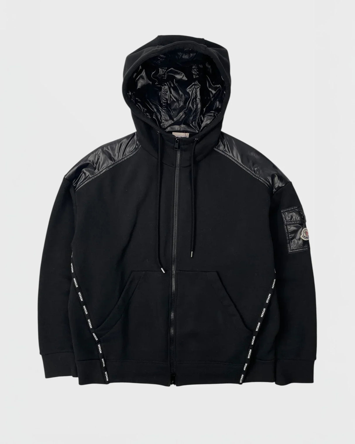 Chaqueta con capucha bimaterial de Moncler