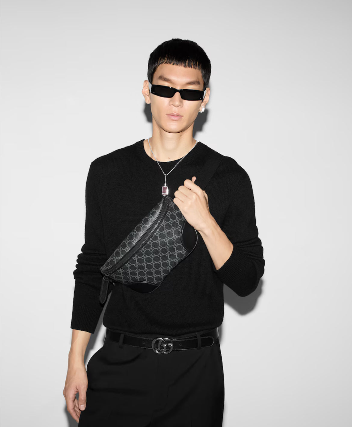 Riñonera mediana con emblema GG