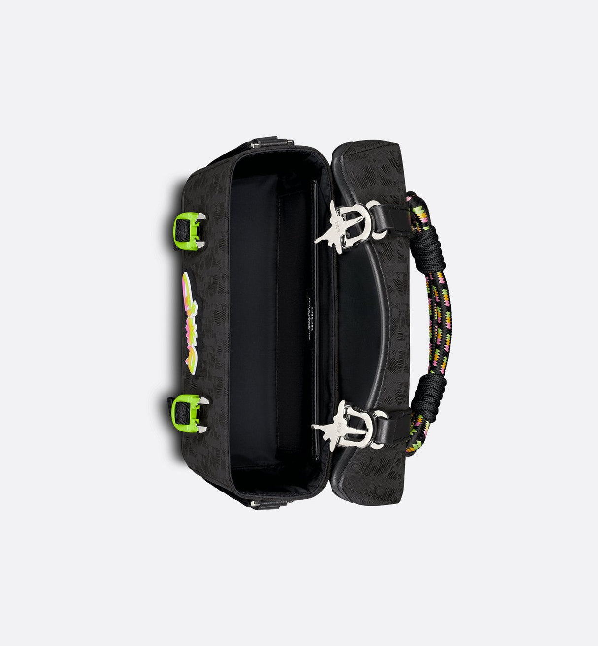 Bolso bandolera con solapa Hit The Road de Dior DIOR Y LEWIS HAMILTON