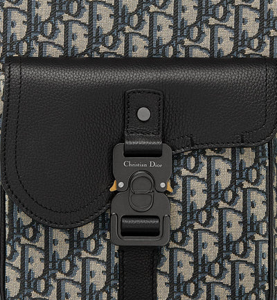 Mochila con cremallera tipo sillín