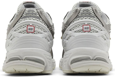 New Balance 1906R plata