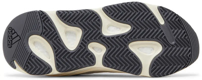 Yeezy Boost 700 Analógico