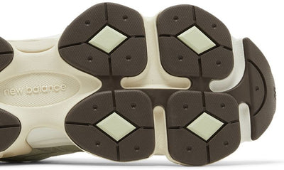 New Balance 9060 Olivino