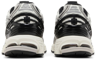 New Balance 1906R Plata Metalizado Negro