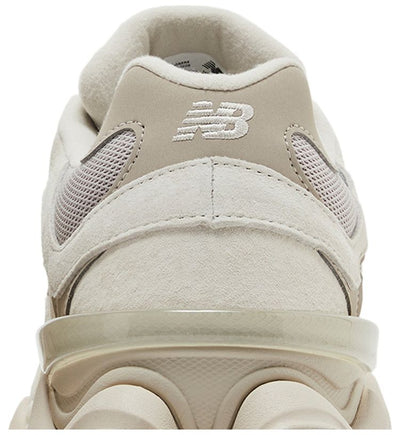 New Balance 9060 Gris Moonbeam