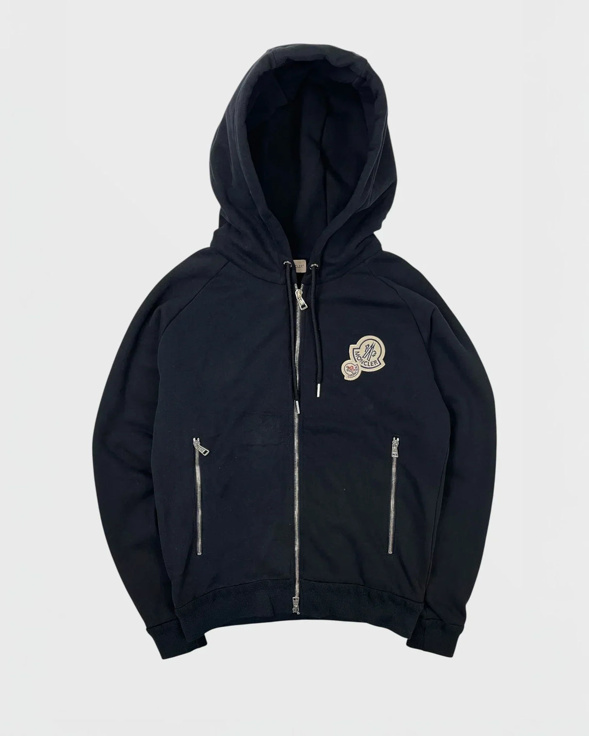 Nuevo chaleco con capucha de Moncler