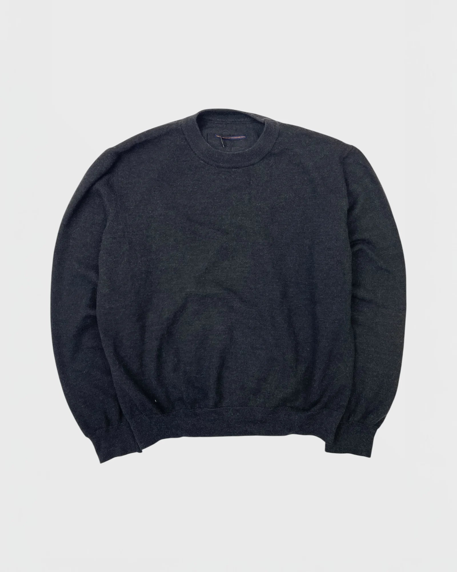 Louis Vuitton pull uniform