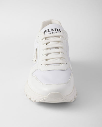 Zapatillas deportivas Prada de piel cepillada blanca