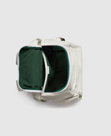 Mochila grande con detalle de red