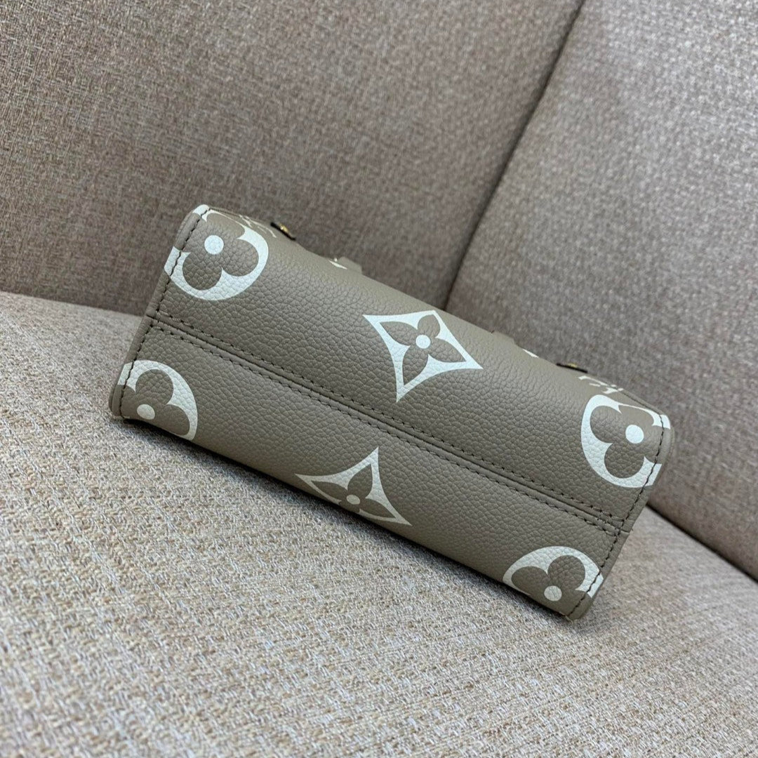 LV - Bolso pequeño OnTheGo BB