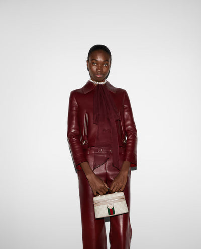 Ophidia de vanidad de pequeño formato