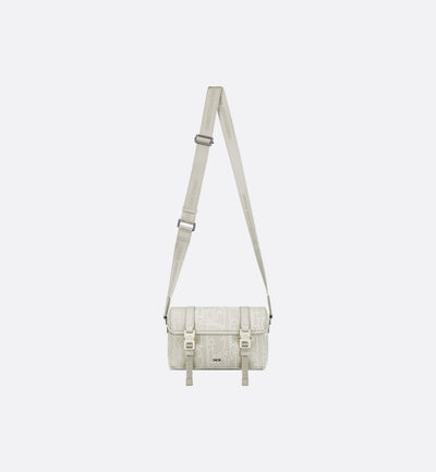 Bolso mensajero con solapa Hit The Road de Dior