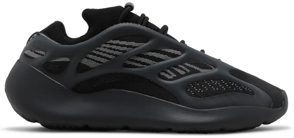 Yeezy 700 V3 Negro