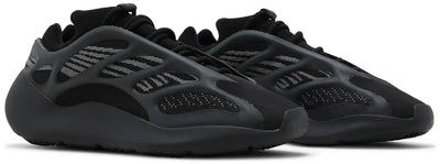 Yeezy 700 V3 Negro