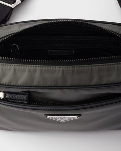 Bolso de hombro de Re-Nylon y Saffiano