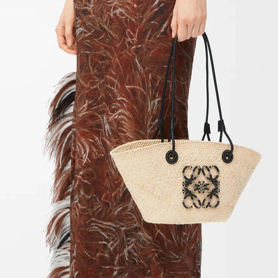 Loewe - Anagrama en palma de Iraca y piel de becerro