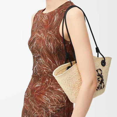 Loewe - Anagrama en palma de Iraca y piel de becerro