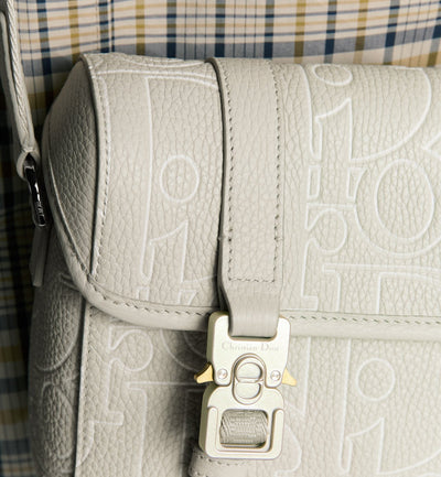 Bolso mensajero con solapa Hit The Road de Dior