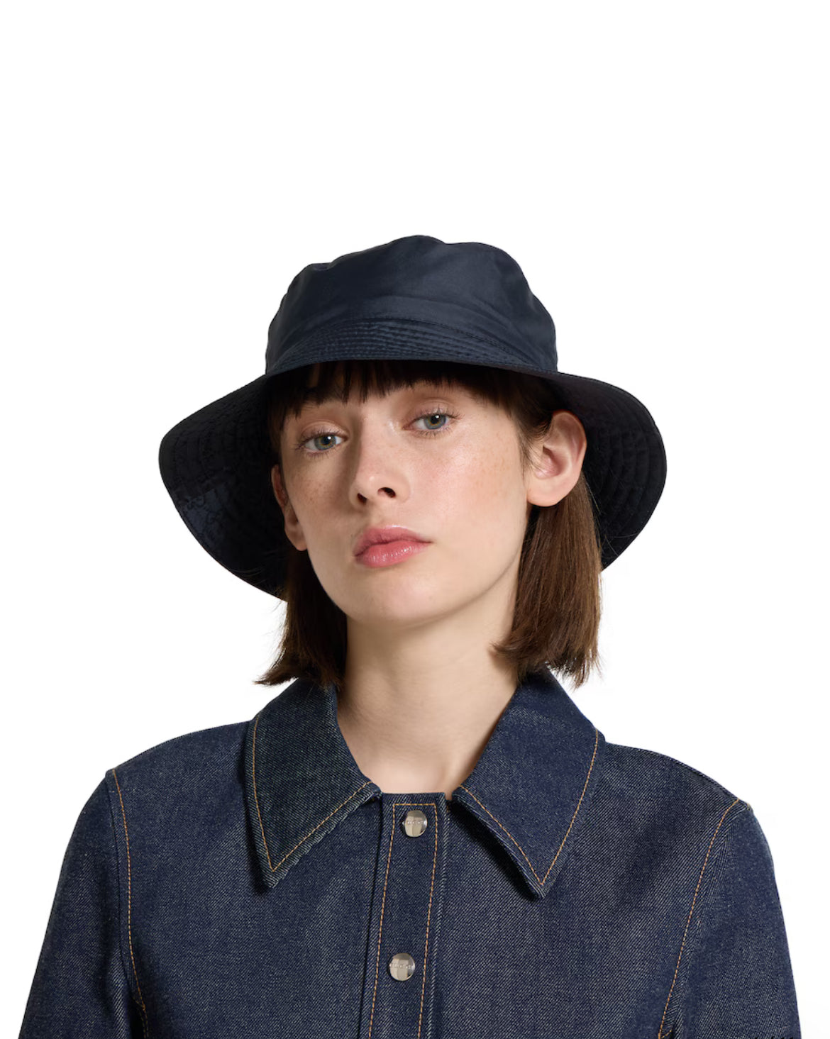 Chapeau bob réversible en nylon GG