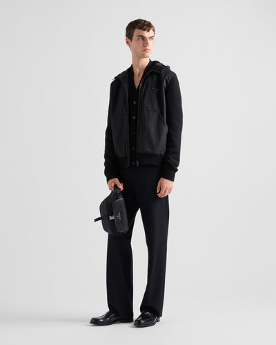 Bolso de hombro en Re-Nylon y piel Saffiano