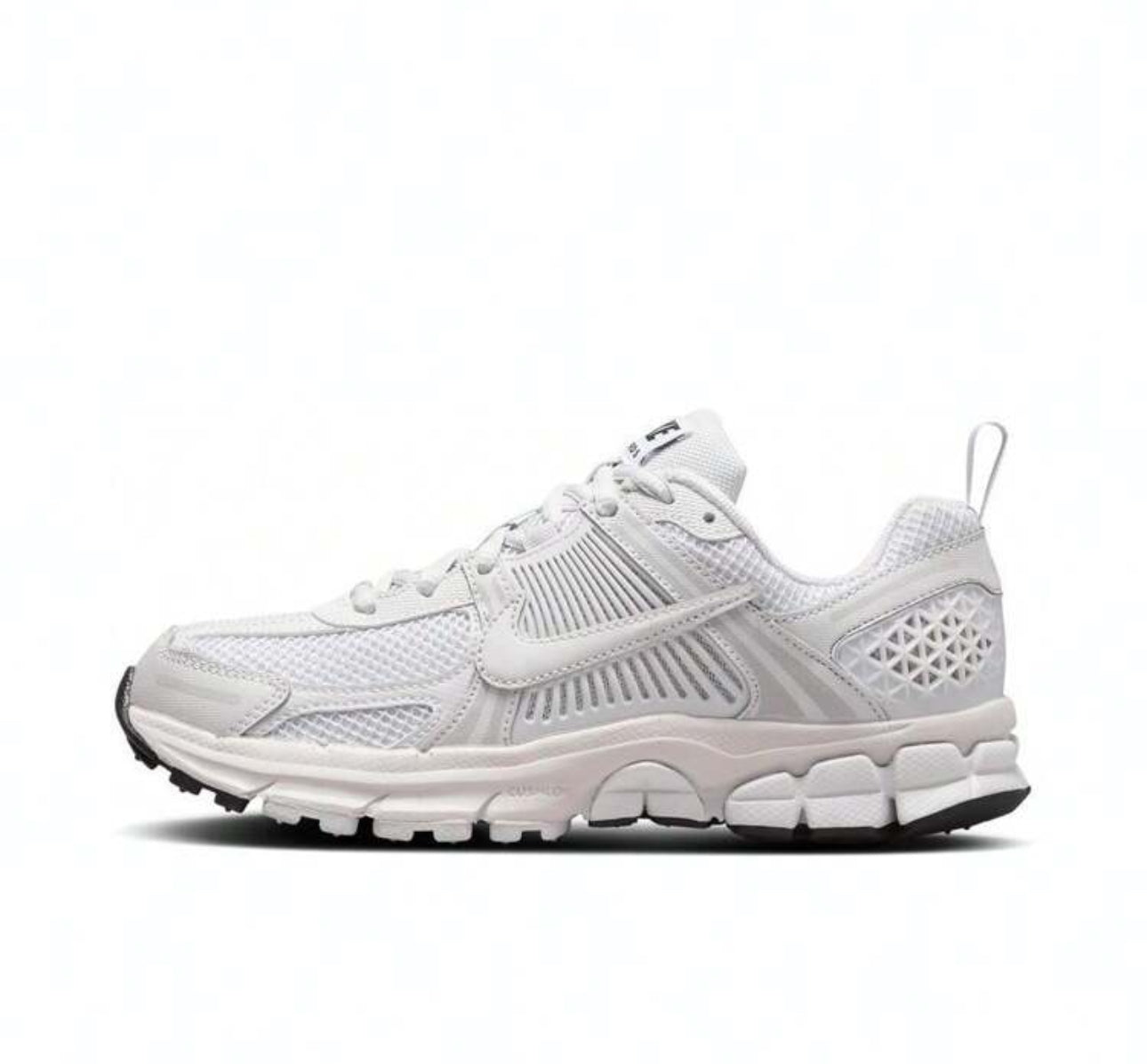 Vomero Triple Blanco