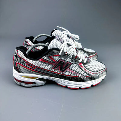 New Balance 740 ROJO