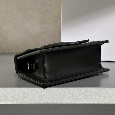 Jacquemus - El gran Bambino Negro