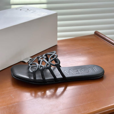 LOEWE - Sandalias Petal Anagram en suave piel de becerro Negra