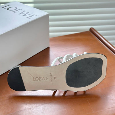 LOEWE - Sandalias Petal Anagram en suave piel de becerro Blanco